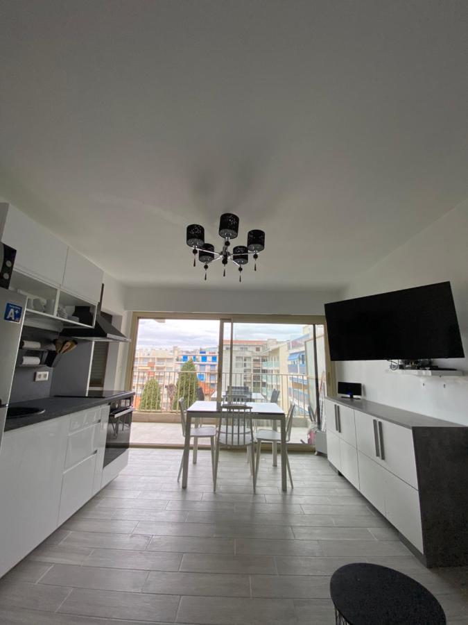 Superbe Appartement Renove A Neuf A 100M De La Mer Juan-les-Pins Kültér fotó